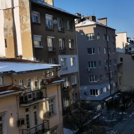 Апартамент Cozy & Stylish Condo Next To Ndk *